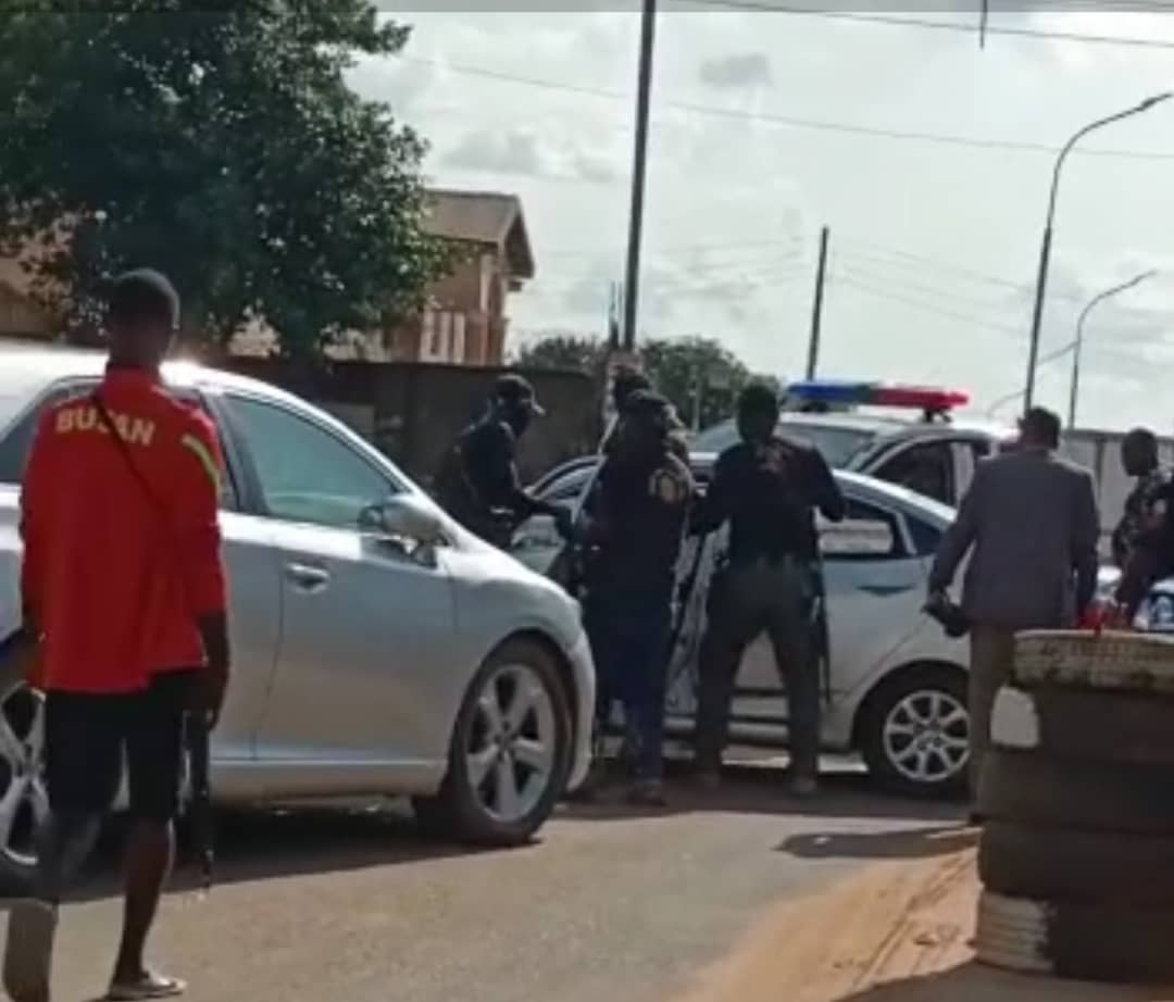 Senator Andy Uba's Convoy Not Involved In Manhandling Motorist