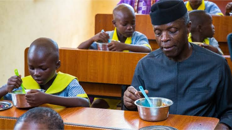 Cross River: We Feed 70 Pupils With 2 Loaves Of Bread, One Fowl, Per Term - Vendors