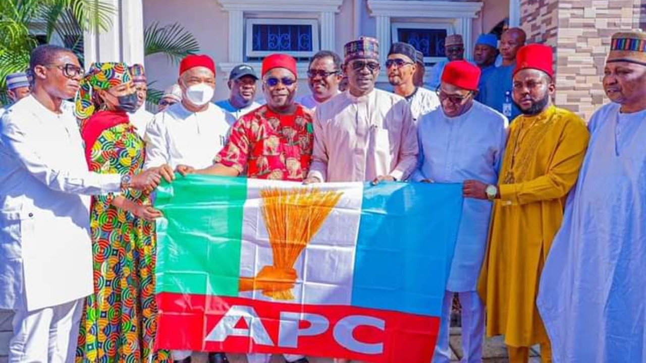 Anambra Guber: Chukwuma Umeoji Defects To APC