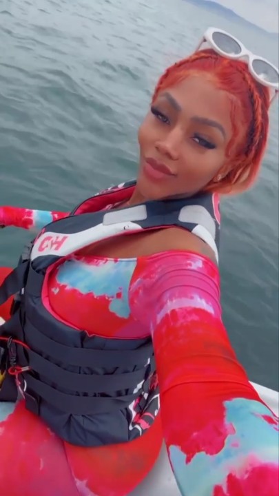 Mercy Eke With New Looks Drives Speed Boat As She Spends Luxury Vacation