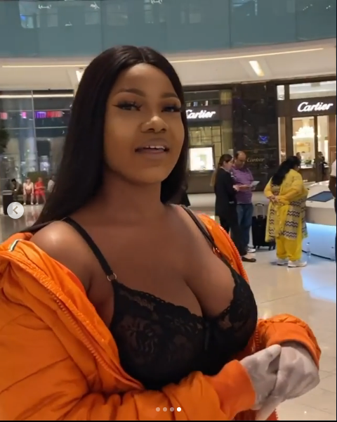 My boobs attract the boys – Tacha