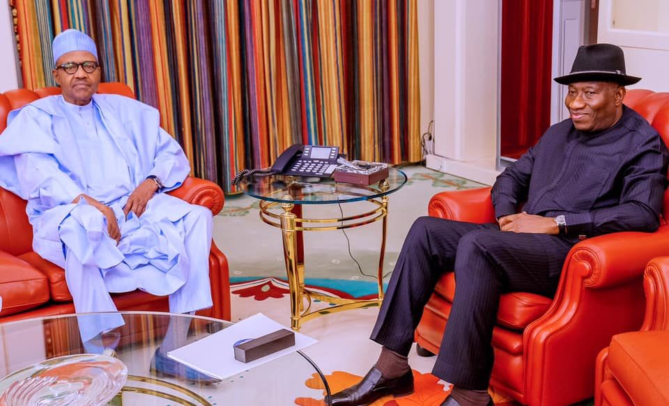 Jonathan meets Buhari in Aso Rock