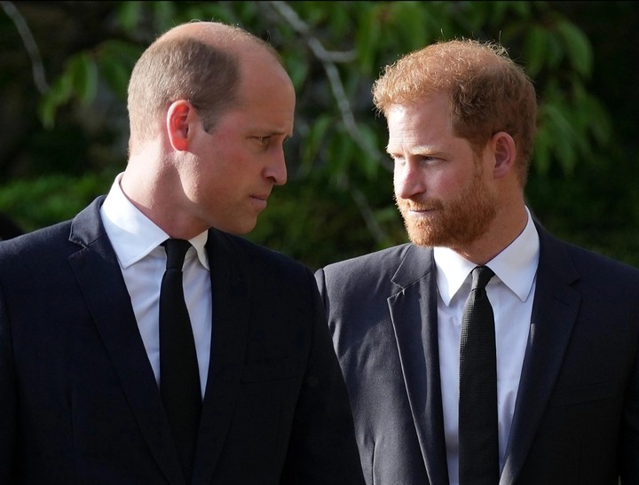 Prince Harry Says William ‘Attacked’ Him & Left Him Knocked To The Floor