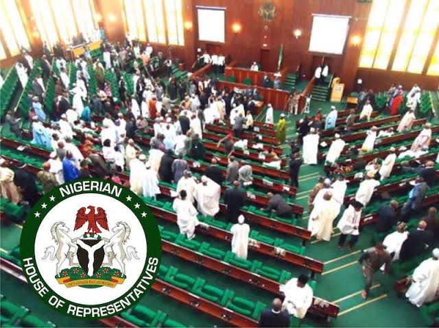 Reps Reject CBN’s 10-Day Deadline Extension; Threaten To Arrest Emefiele