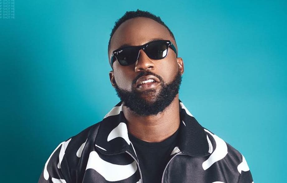 Iyanya explains why he pushed a fan off the stage in viral video