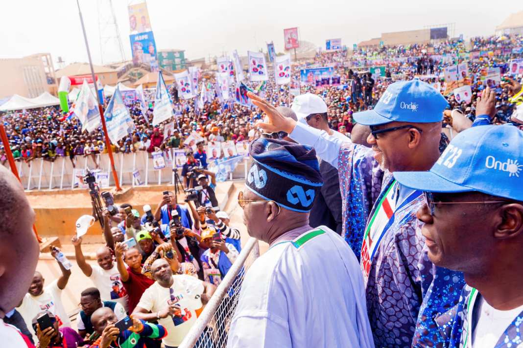 Lagos APC: Where Will Tinubu See New Naira Notes To Throw Into The Crowd