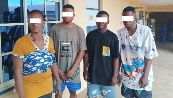 Police arrest four suspected child traffickers, rescue stolen child