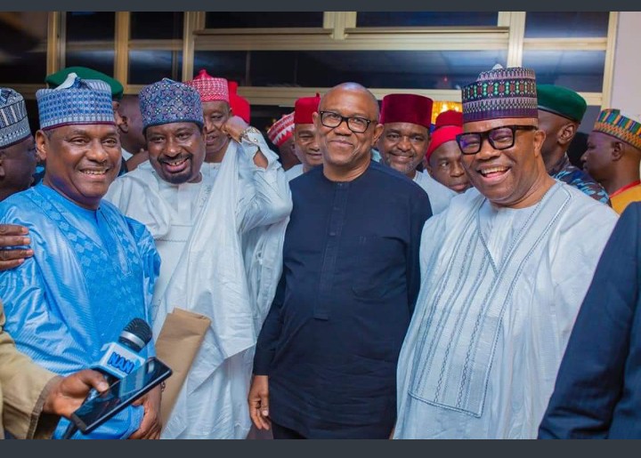 APC Leaders Take Pictures With Peter Obi