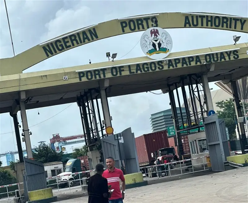 Lagos Port Shut, Commuters Stranded As Warning Strike Begins In Lagos