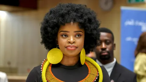 Zoleka, Nelson Mandela’s Granddaughter Dies Of Cancer At 43