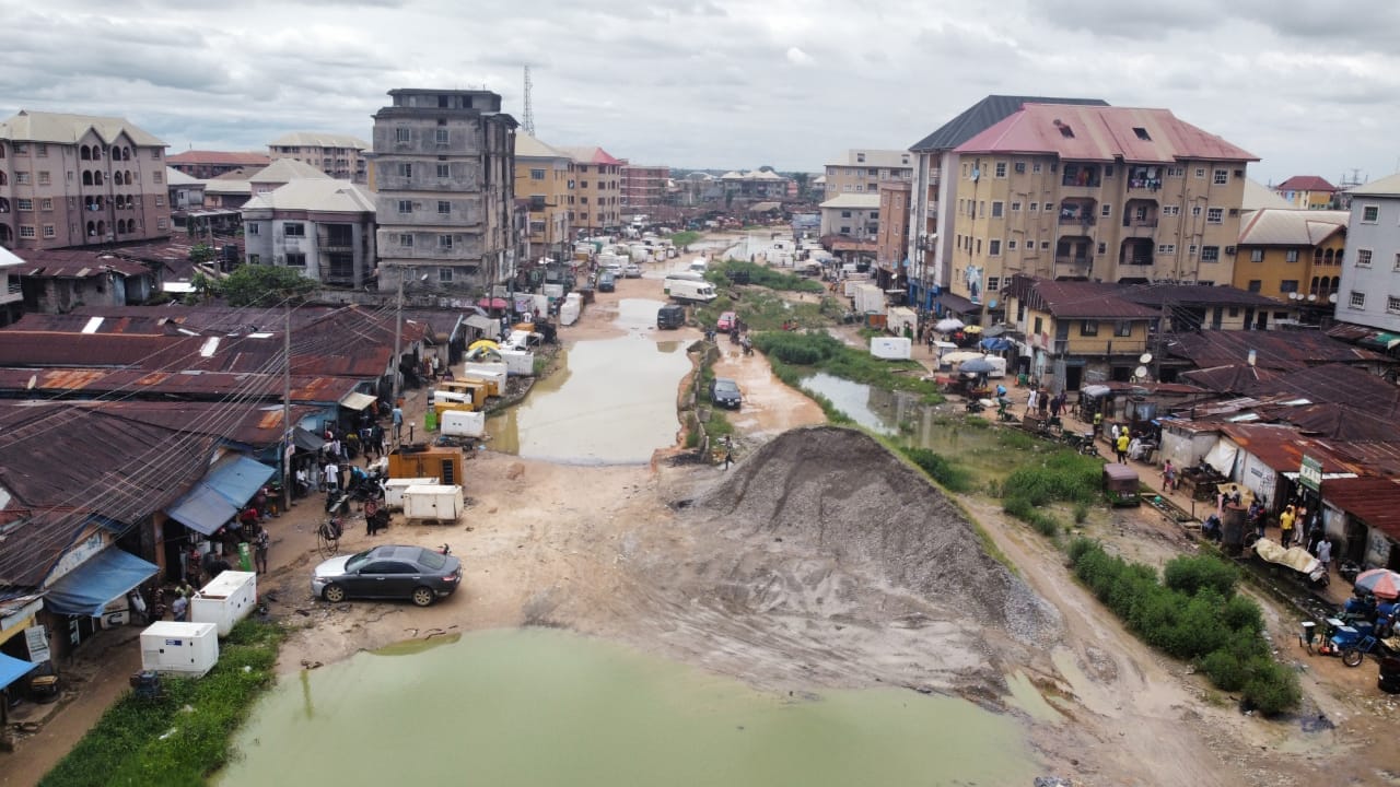Gov Otti Flags Off Port Harcourt-Aba Road Reconstruction