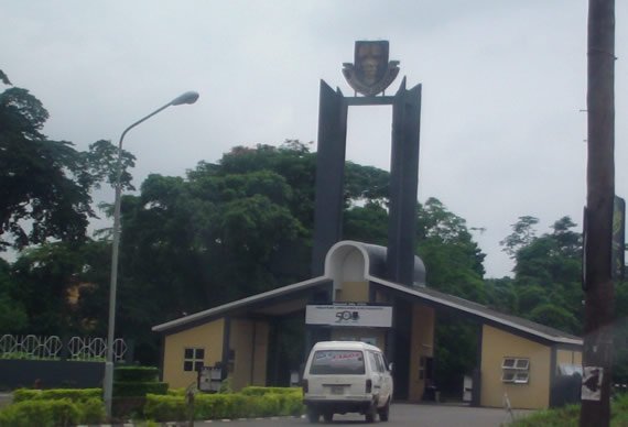 EFCC Arrests More Than 70 OAU Students In Midnight Raid