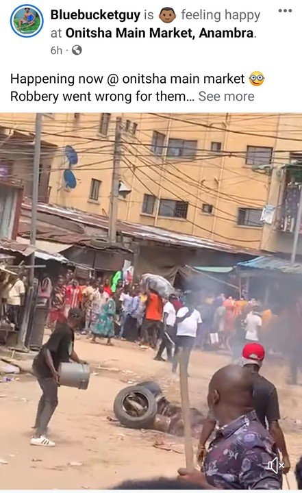 Two Suspected Robbers Burnt To Death In Onitsha Main Market (Video)