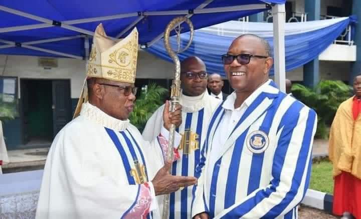 Peter Obi Visits, Celebrates With Alma Mater In Anambra State