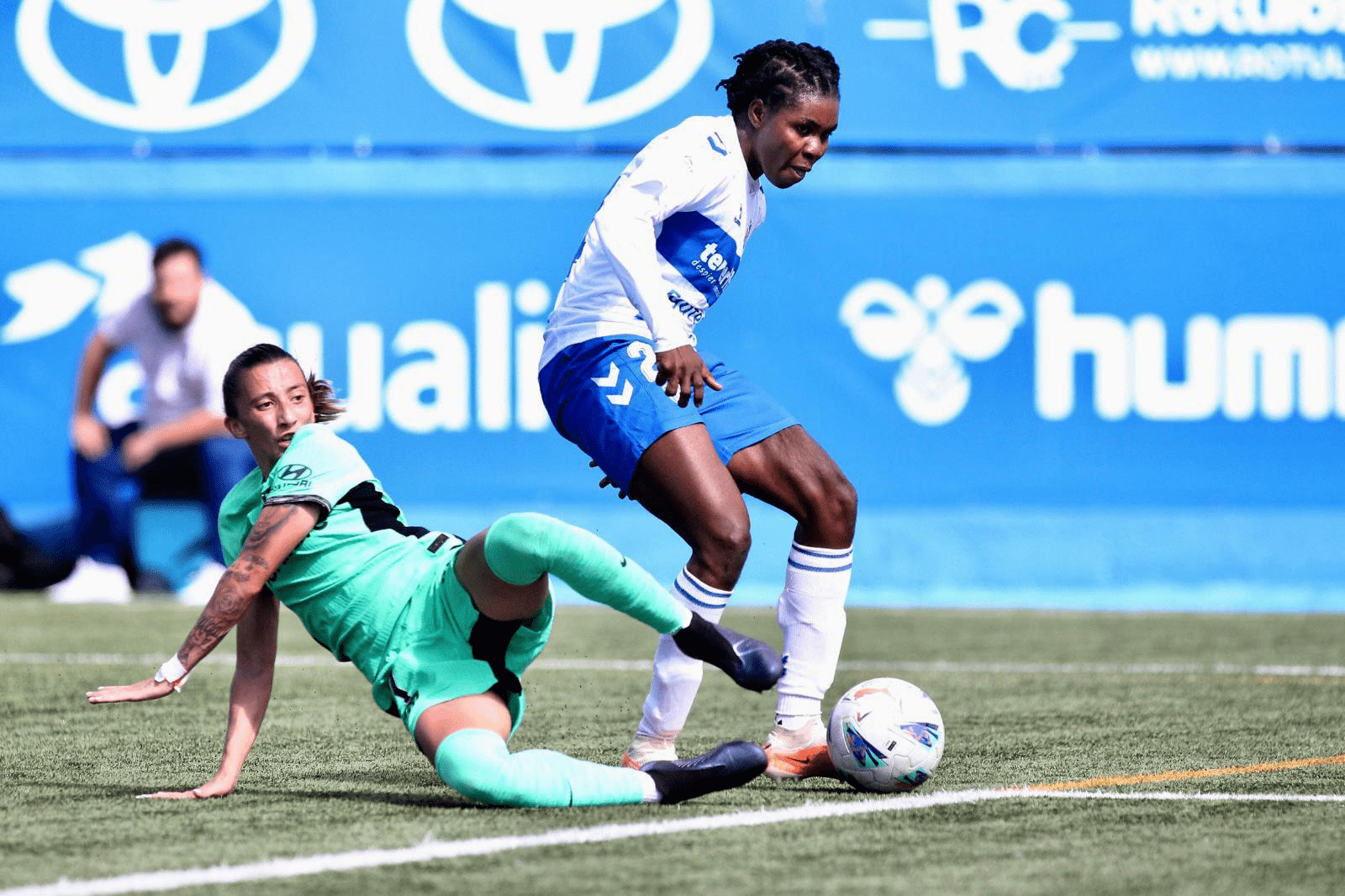 Gift Monday Scores A Brace As Tenerife Beats Atletico Madrid 2 - 1