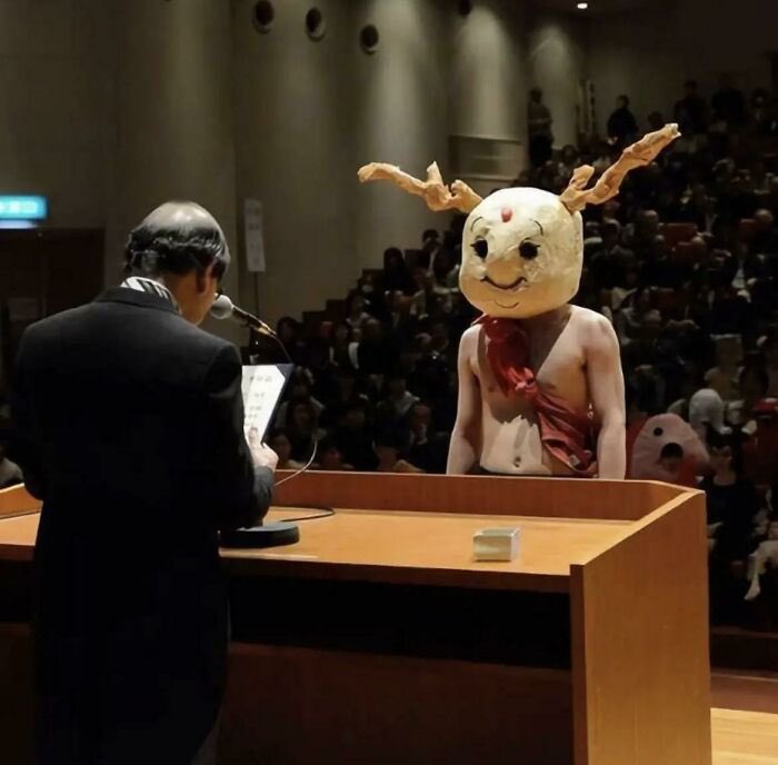 Kyoto University Japan Allows Students To Wear Anything They Want For Graduation