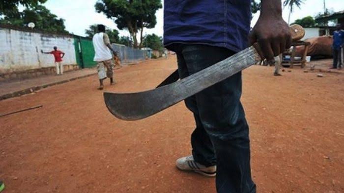 How Mad man allegedly machetes worshipper inside Church during deliverance in Anambra