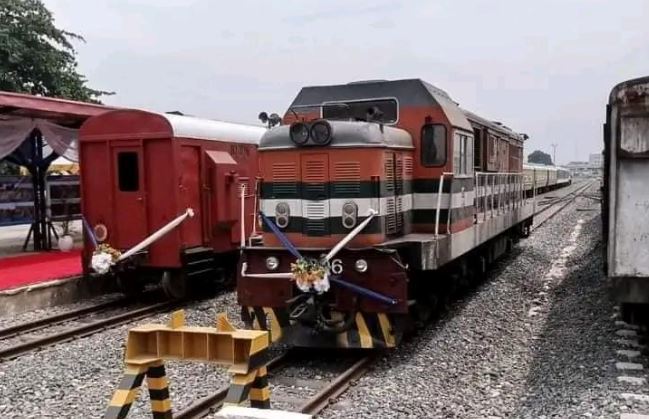 FG Announces Free Ride On Port Harcourt-Aba Railway From May 1-4