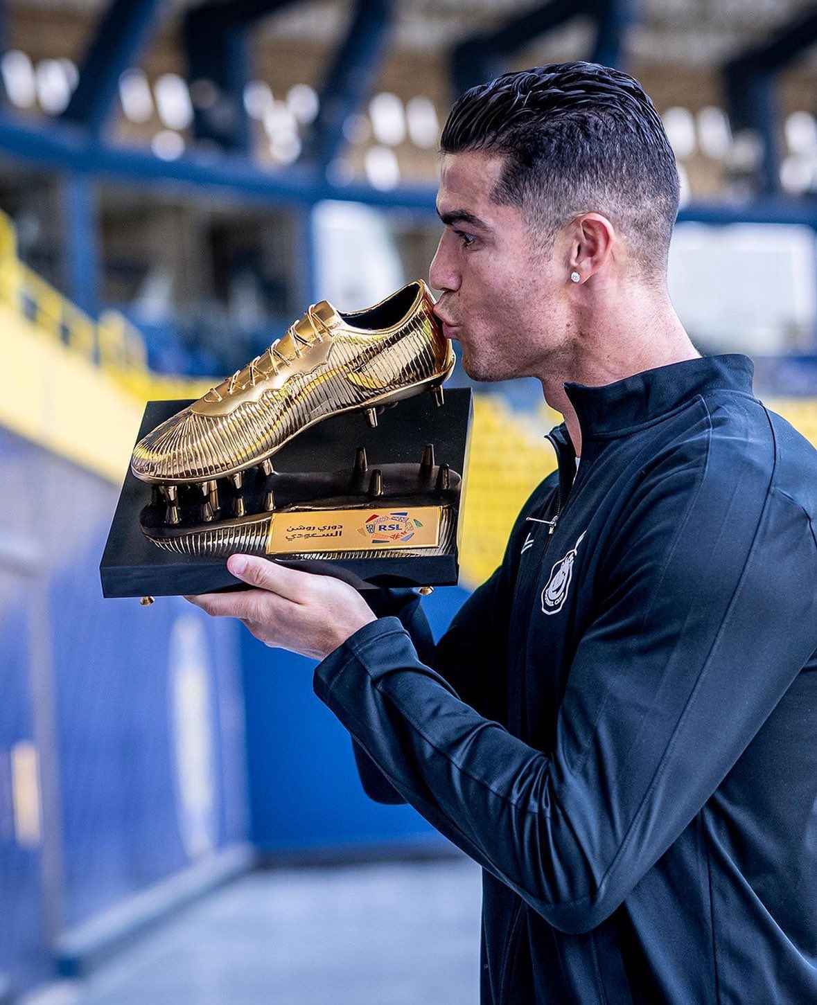 Cristiano Ronaldo Wins Golden Boot