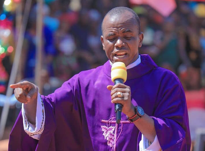 Mbaka speaks tough on minimum wage