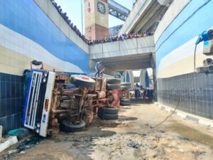 Photos As Truck Loaded With Cattle to Enugu Somersaulted On Kano Flyover