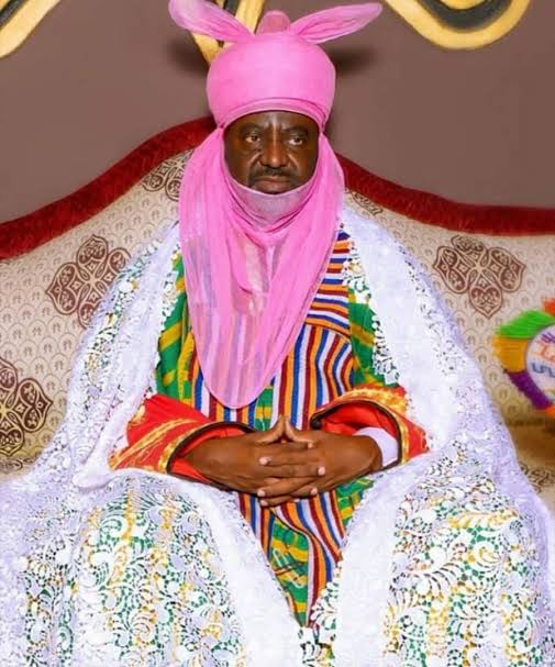 Emirate tussle: Emir Bayero's lawyer withdraws from court case