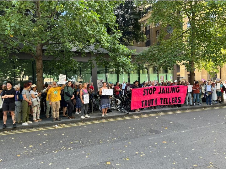 Protesters Jailed For Four Years In UK For Blocking Major Road