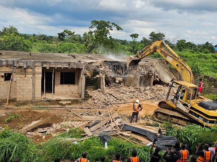 Enugu Government Demolishes Kidnappers’ Hideouts, Recovers Arms, Ammunition