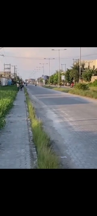 Moment Lagos Street Bike Racer Loses Control, Kills 4 People In Lekki