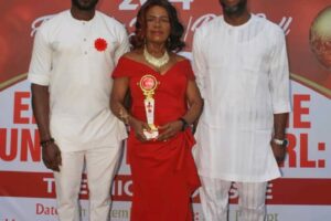 QRC Awka Chapter Honours Dr Lady Justina Ifeorah With Humanitarian Service Award