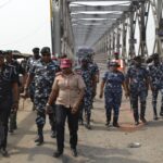 Yuletide: Anambra State Police Command collaborates With FRSC And Delta Police To Ease Traffic Congestion at Niger Bridges